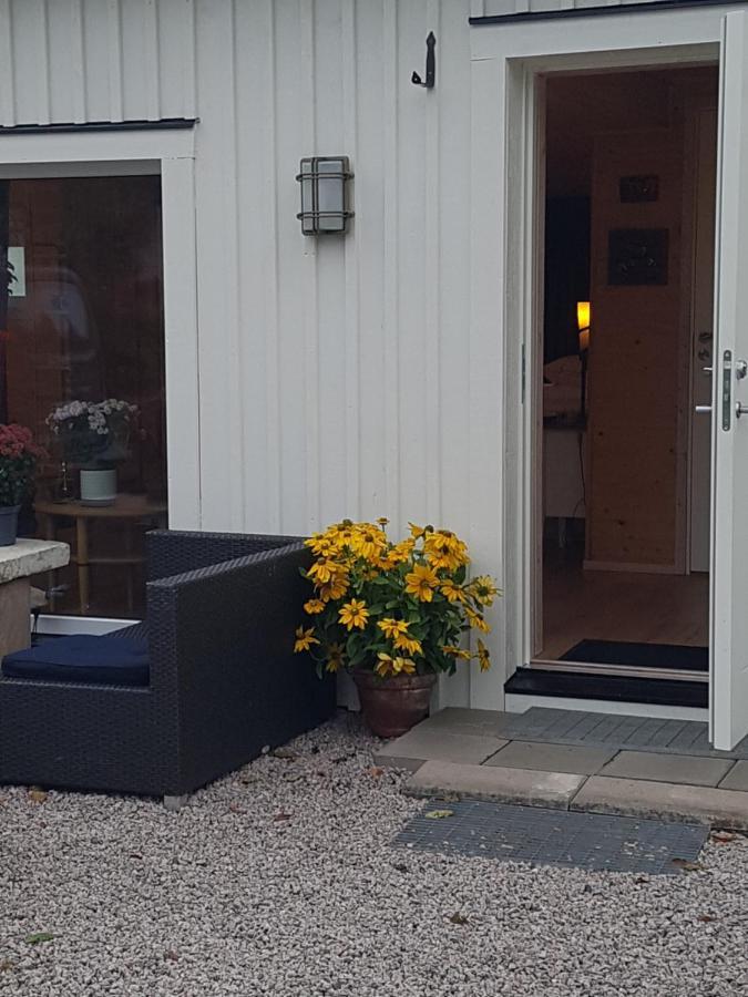 Raselund Gard Apartment Vinninga Exterior photo